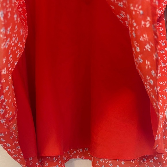 Forever 21 Red Floral Skirt - Picture 2 of 3